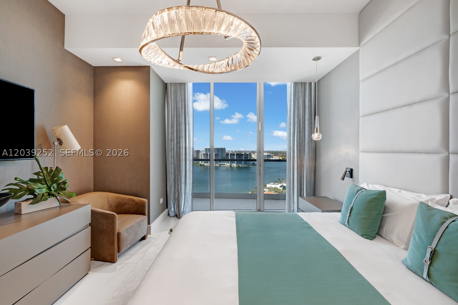 18501 Collins Ave #2304, Sunny Isles Beach FL 33160