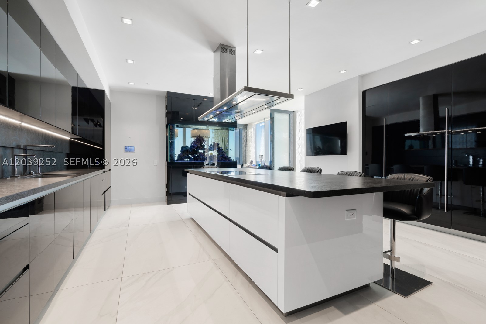 18501 Collins Ave #2304, Sunny Isles Beach FL 33160