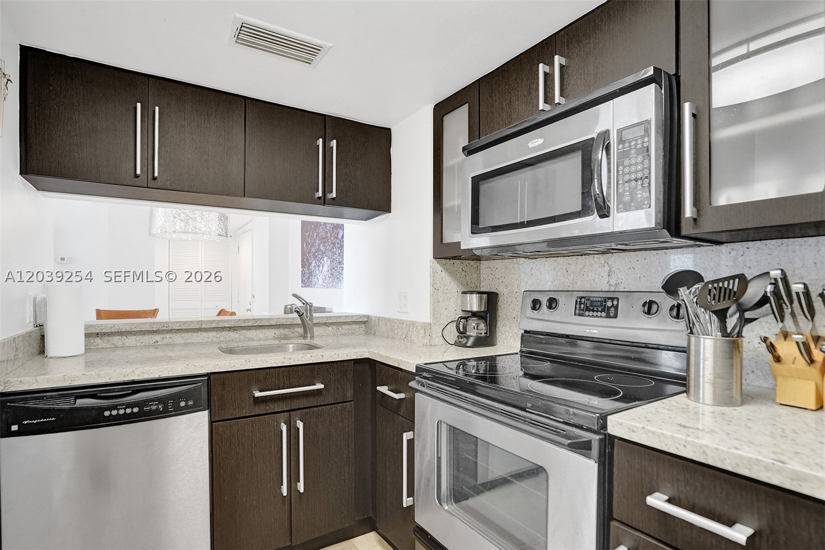 770 Claughton Island Dr #1014, Miami FL 33131