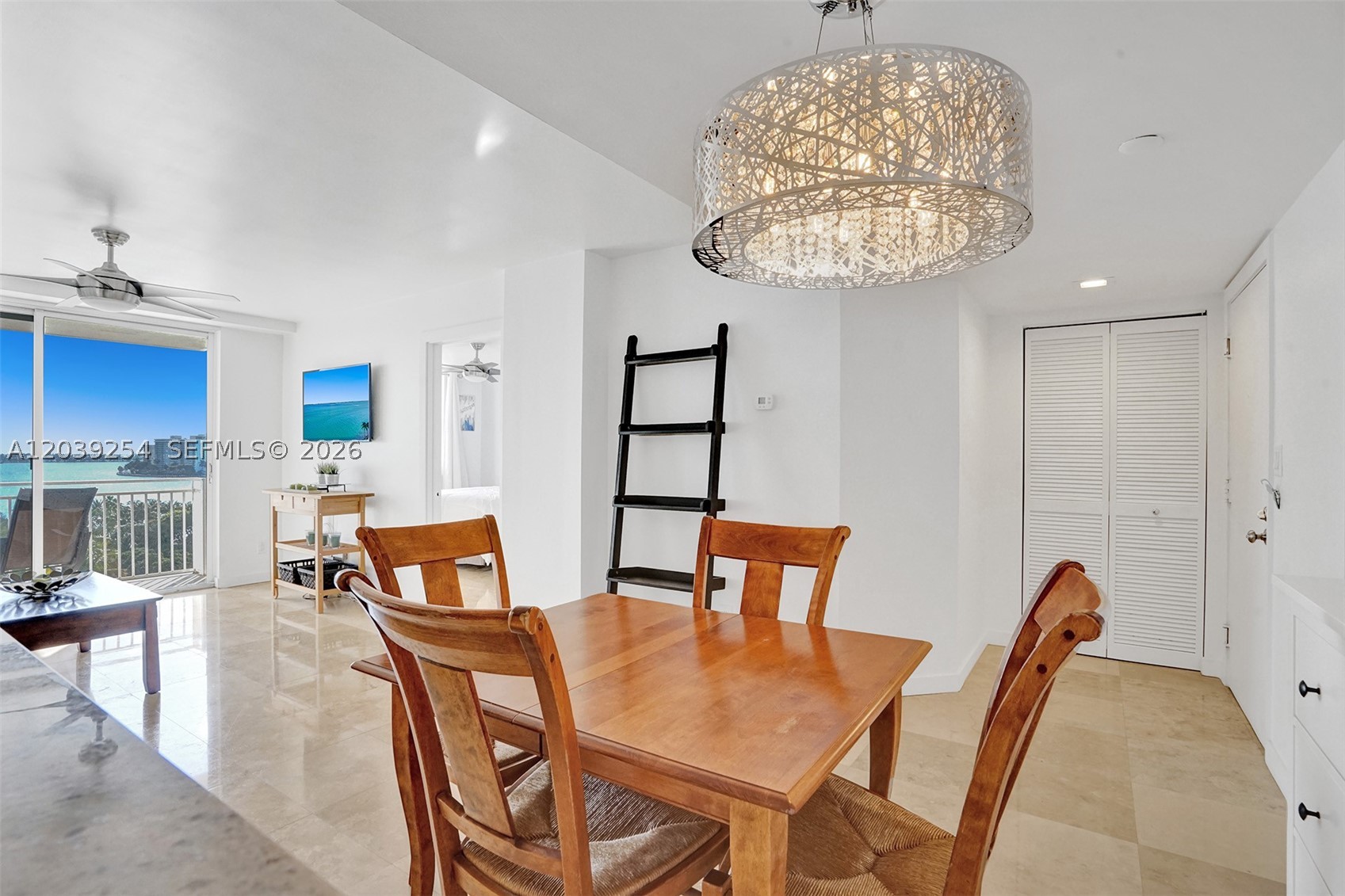 770 Claughton Island Dr #1014, Miami FL 33131