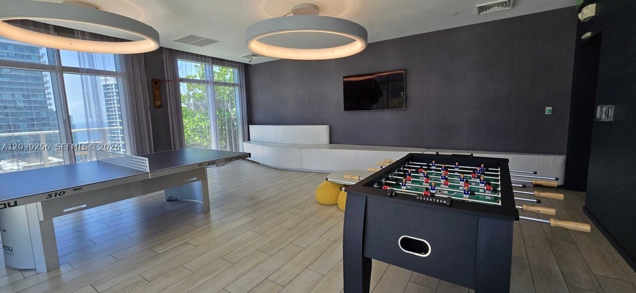 1100 S Miami Ave #3808, Miami FL 33130