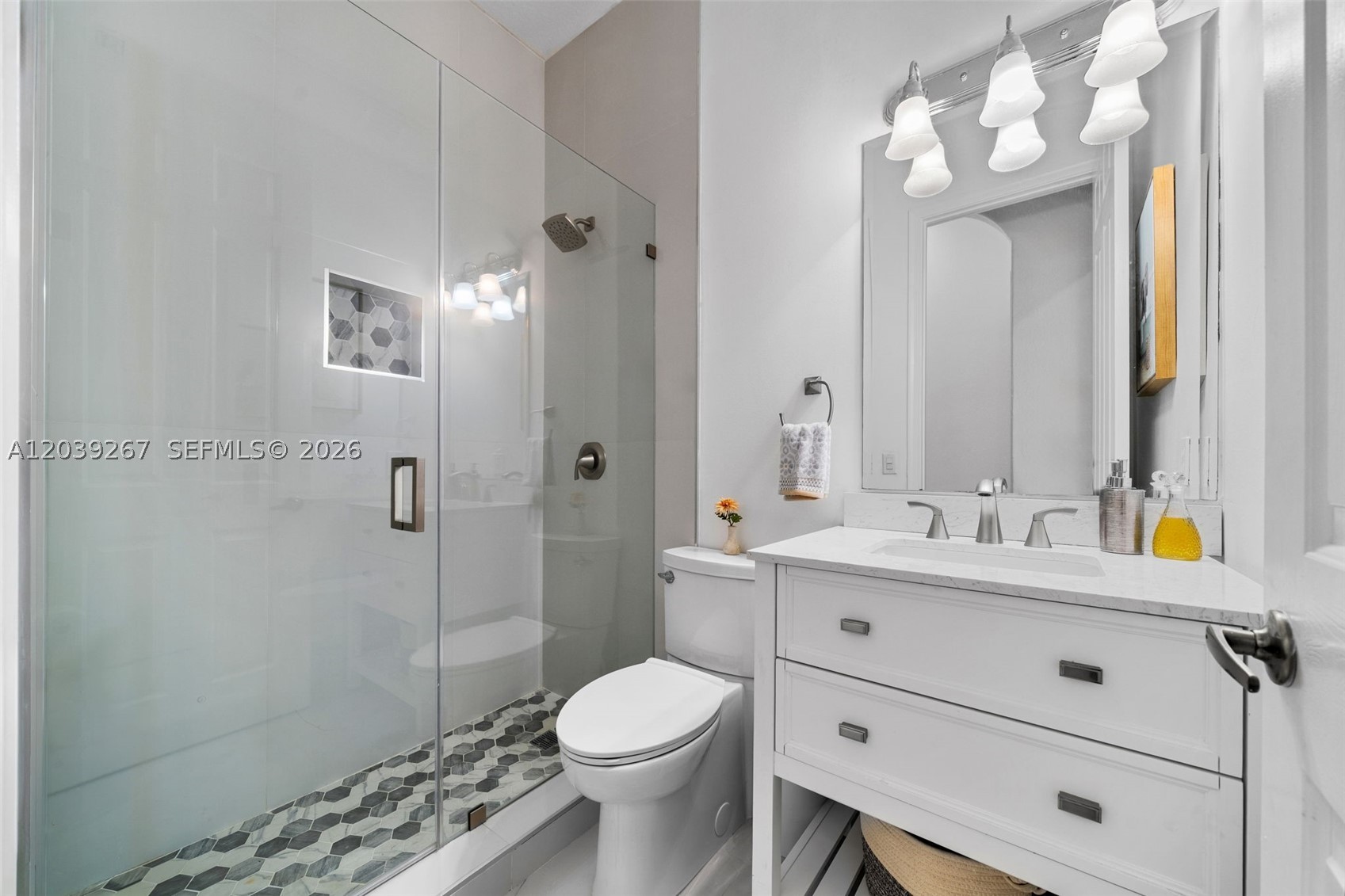 7563 SW 188th Ter, Cutler Bay FL 33157