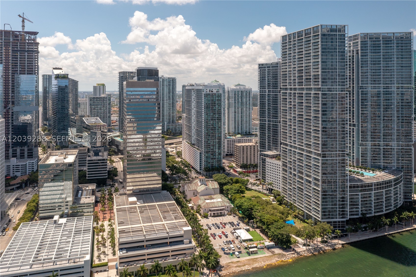 Miami FL 33131 - A12039288