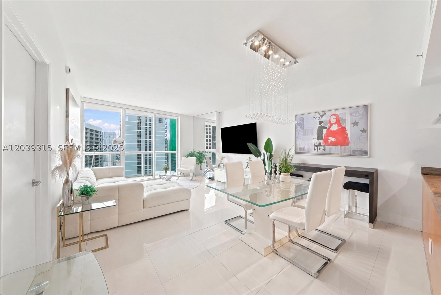 485 Brickell Ave #3707, Miami FL 33131