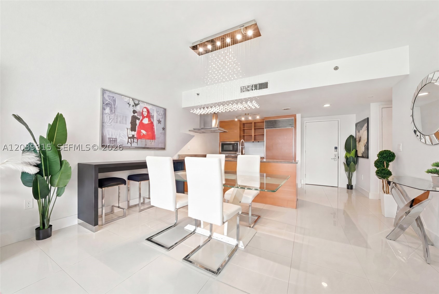 485 Brickell Ave #3707, Miami FL 33131