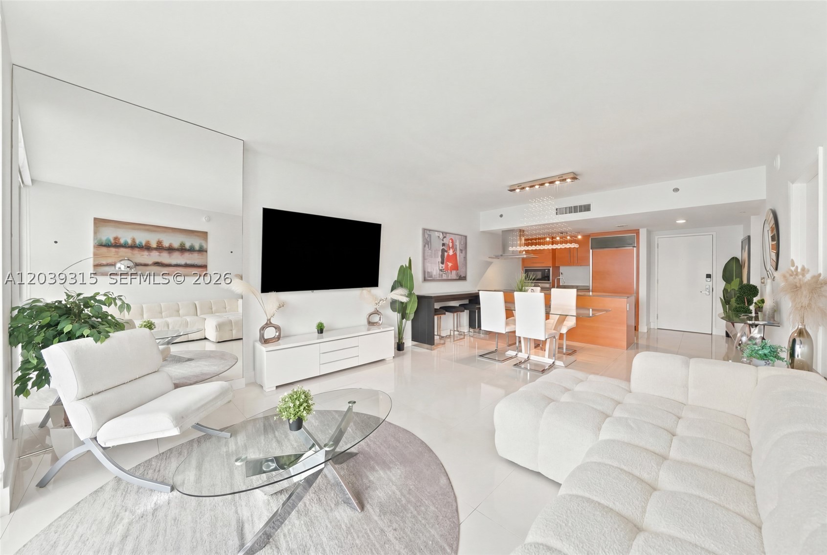 485 Brickell Ave #3707, Miami FL 33131