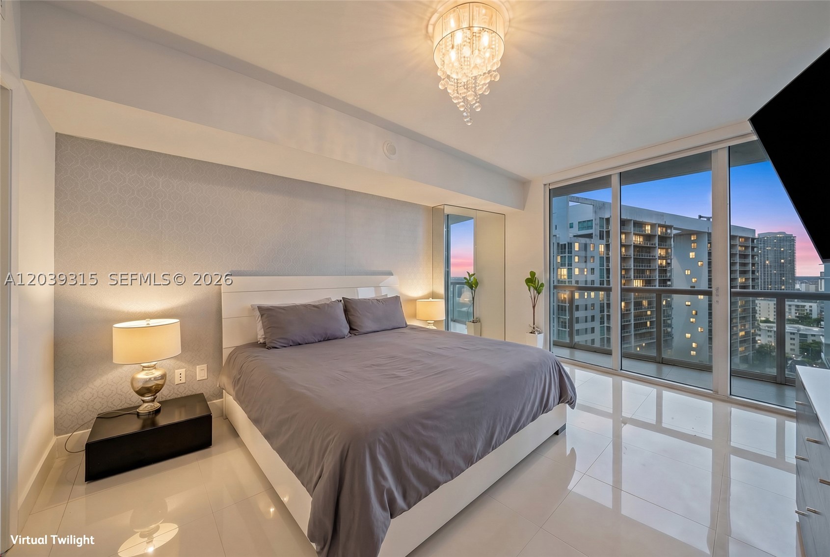 485 Brickell Ave #3707, Miami FL 33131