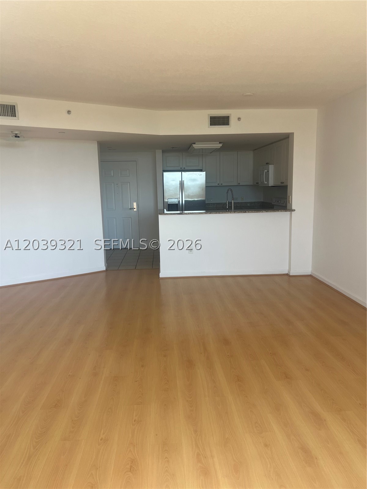 19501 W Country Club Dr #611, Aventura FL 33180