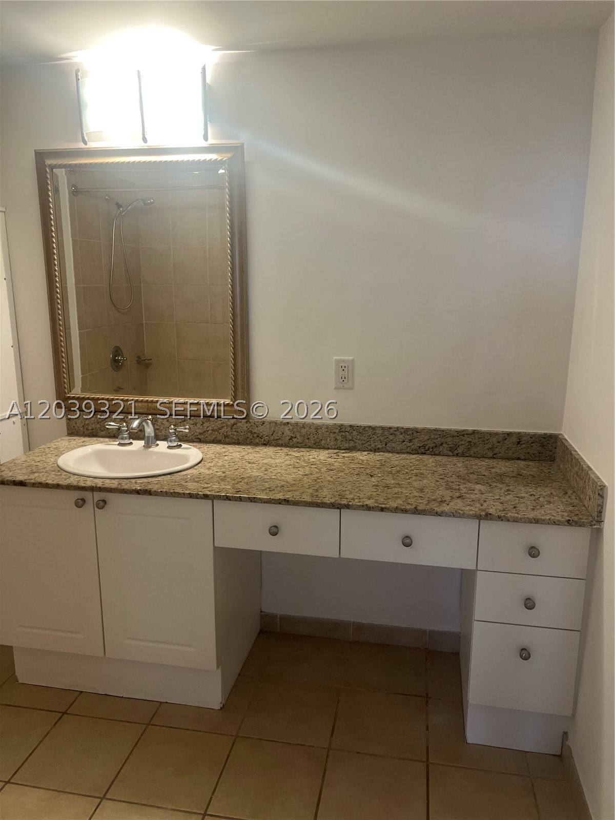 19501 W Country Club Dr #611, Aventura FL 33180