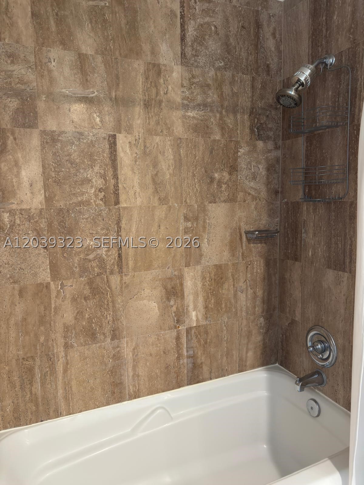 300 S Biscayne Blvd #T-3703, Miami FL 33131