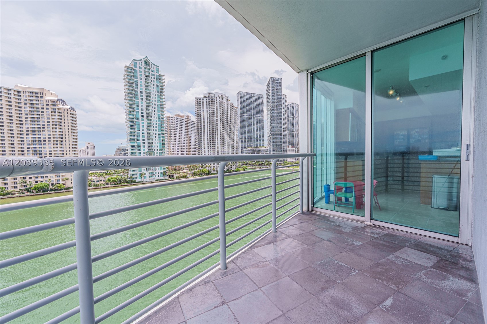 335 S Biscayne Blvd #1009, Miami FL 33131