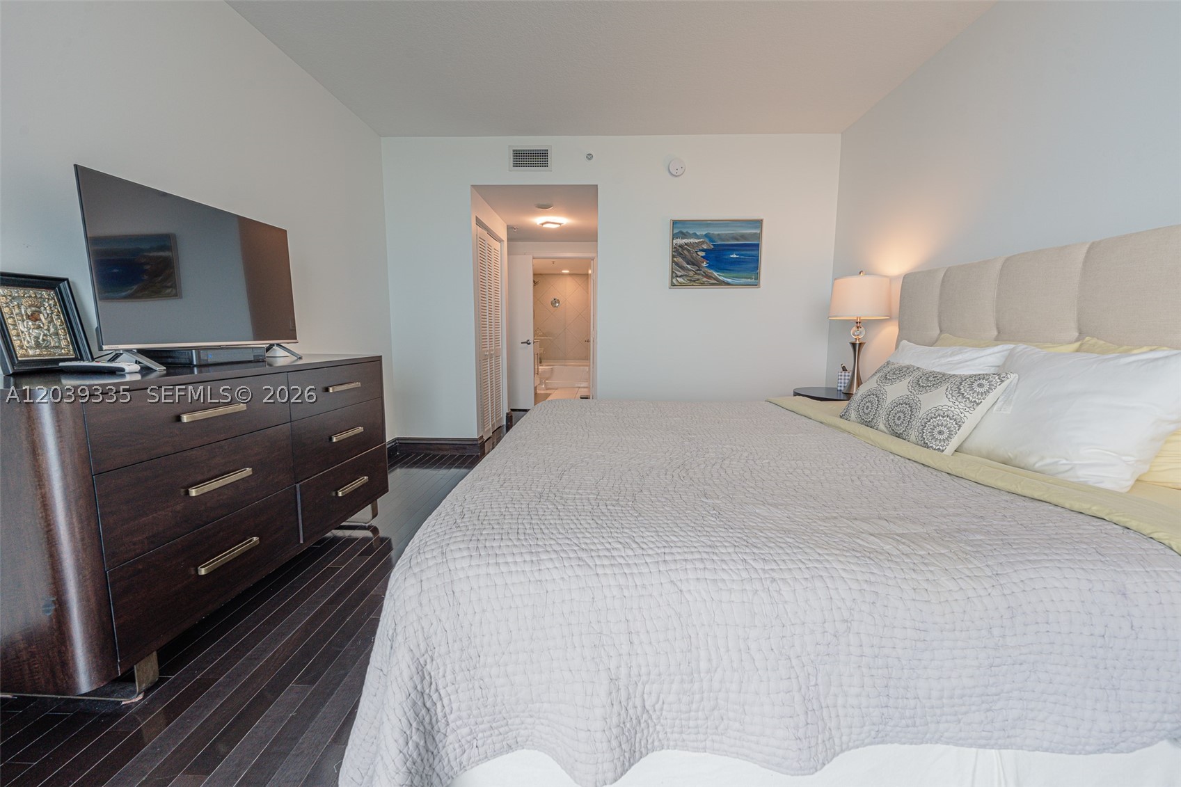 335 S Biscayne Blvd #1009, Miami FL 33131