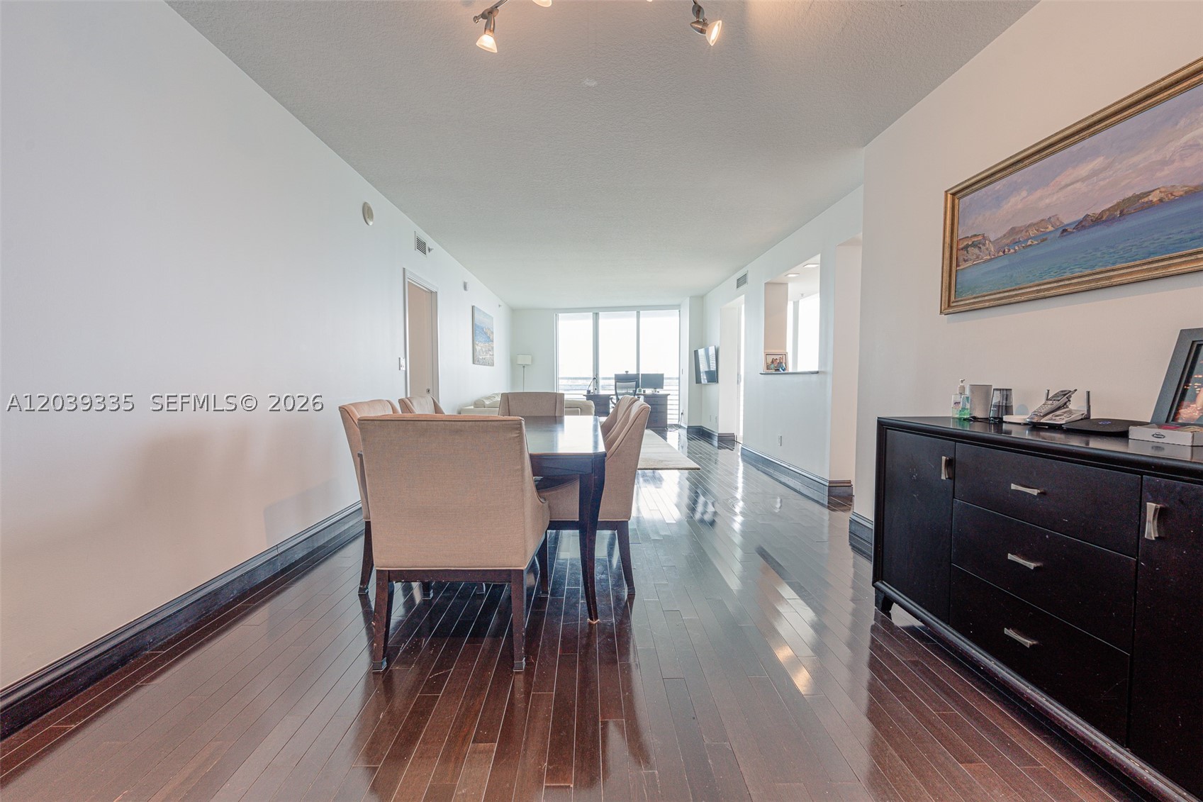 335 S Biscayne Blvd #1009, Miami FL 33131