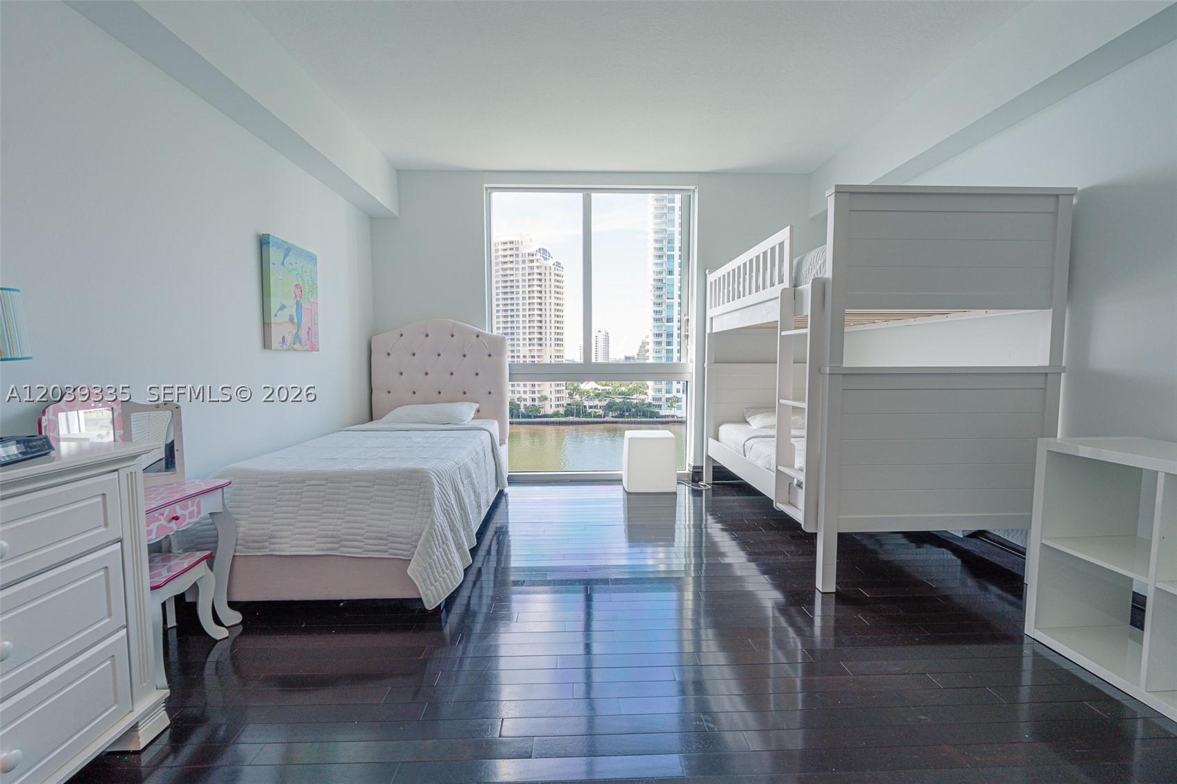 335 S Biscayne Blvd #1009, Miami FL 33131