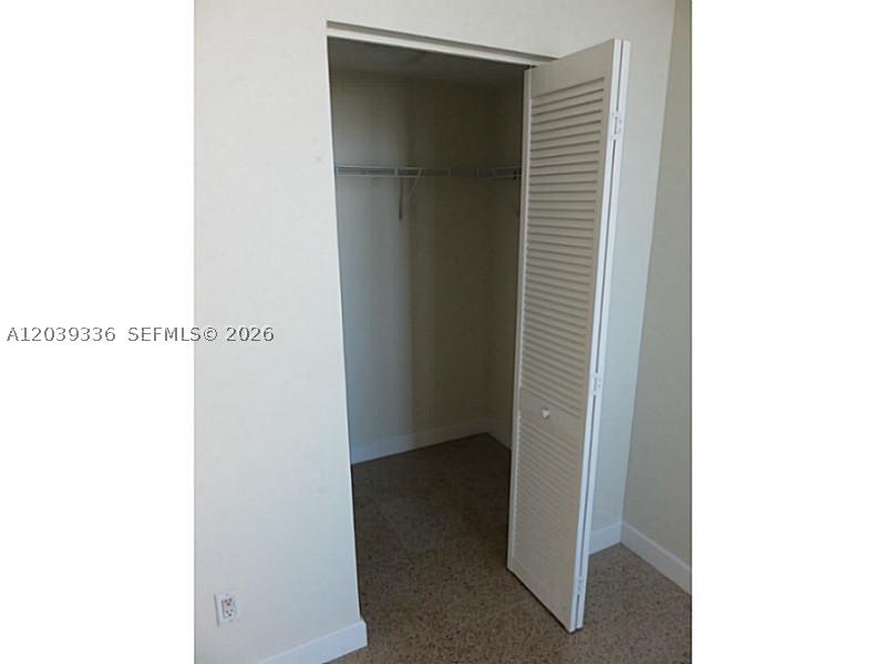 325 S BISCAYNE BLVD #4122, Miami FL 33131