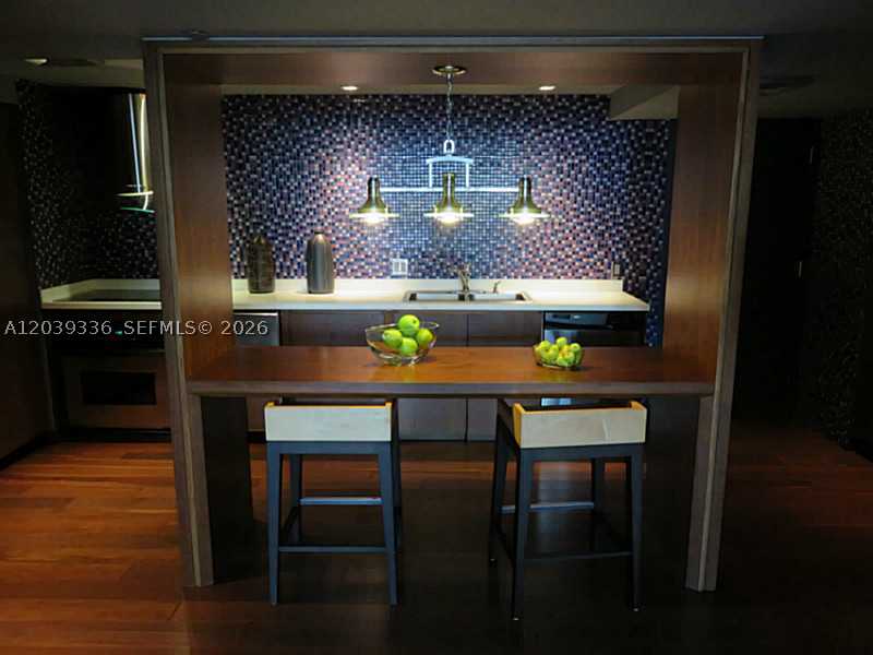 325 S BISCAYNE BLVD #4122, Miami FL 33131