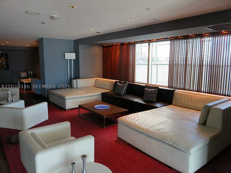 325 S BISCAYNE BLVD #4122, Miami FL 33131