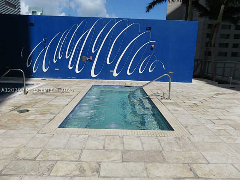 325 S BISCAYNE BLVD #4122, Miami FL 33131