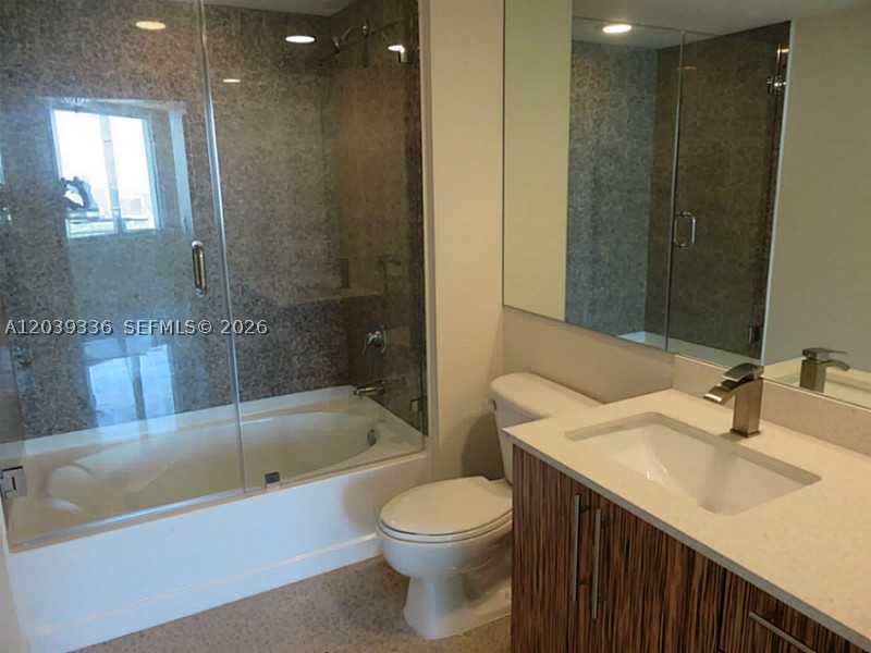 325 S BISCAYNE BLVD #4122, Miami FL 33131
