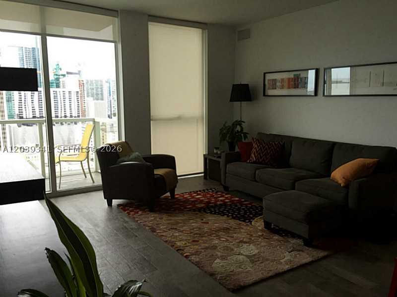 Miami FL 33132 - A12039341