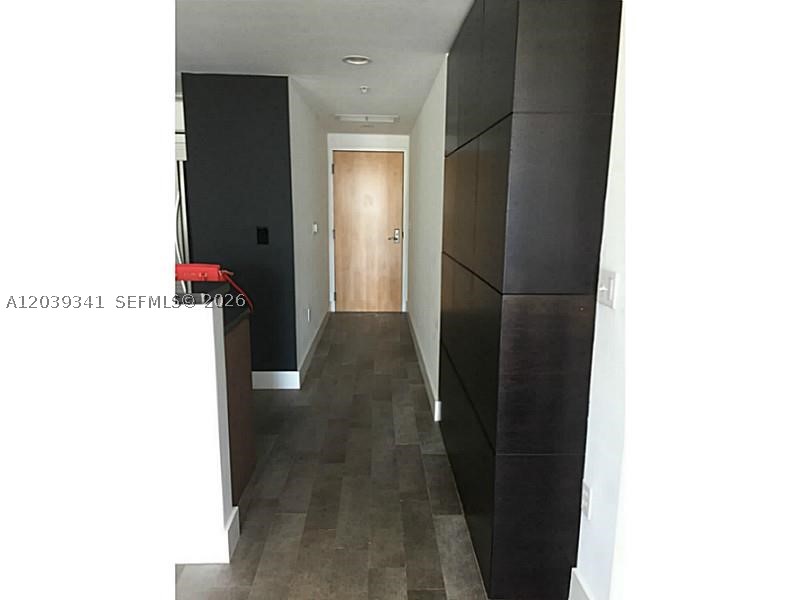 Miami FL 33132 - A12039341