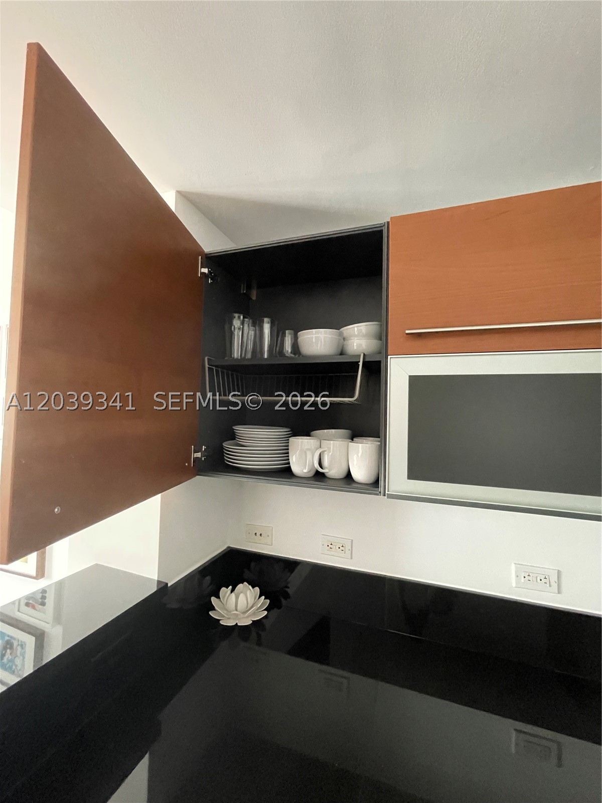 Miami FL 33132 - A12039341