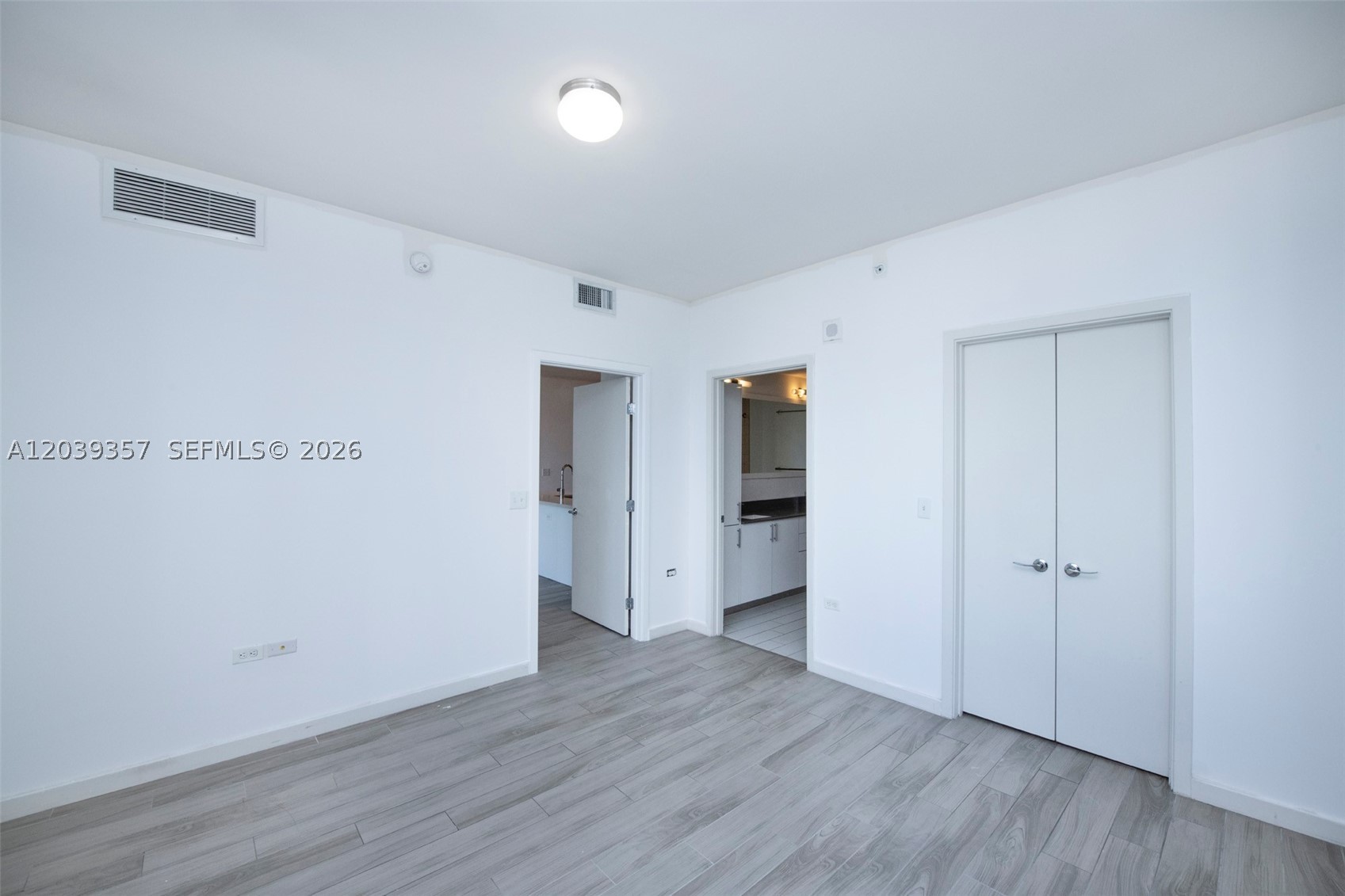 999 SW 1st Ave #2402, Miami FL 33130