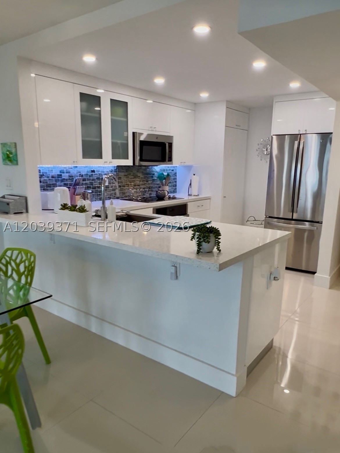 1901 BRICKELL AV #B2405, Miami FL 33129