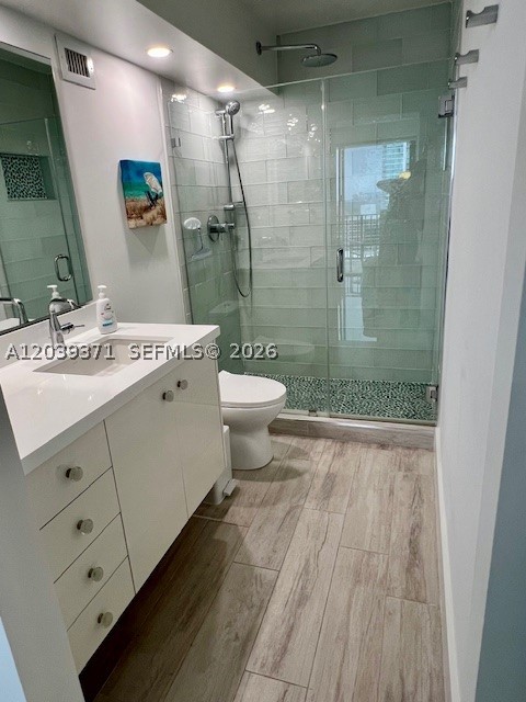 1901 BRICKELL AV #B2405, Miami FL 33129
