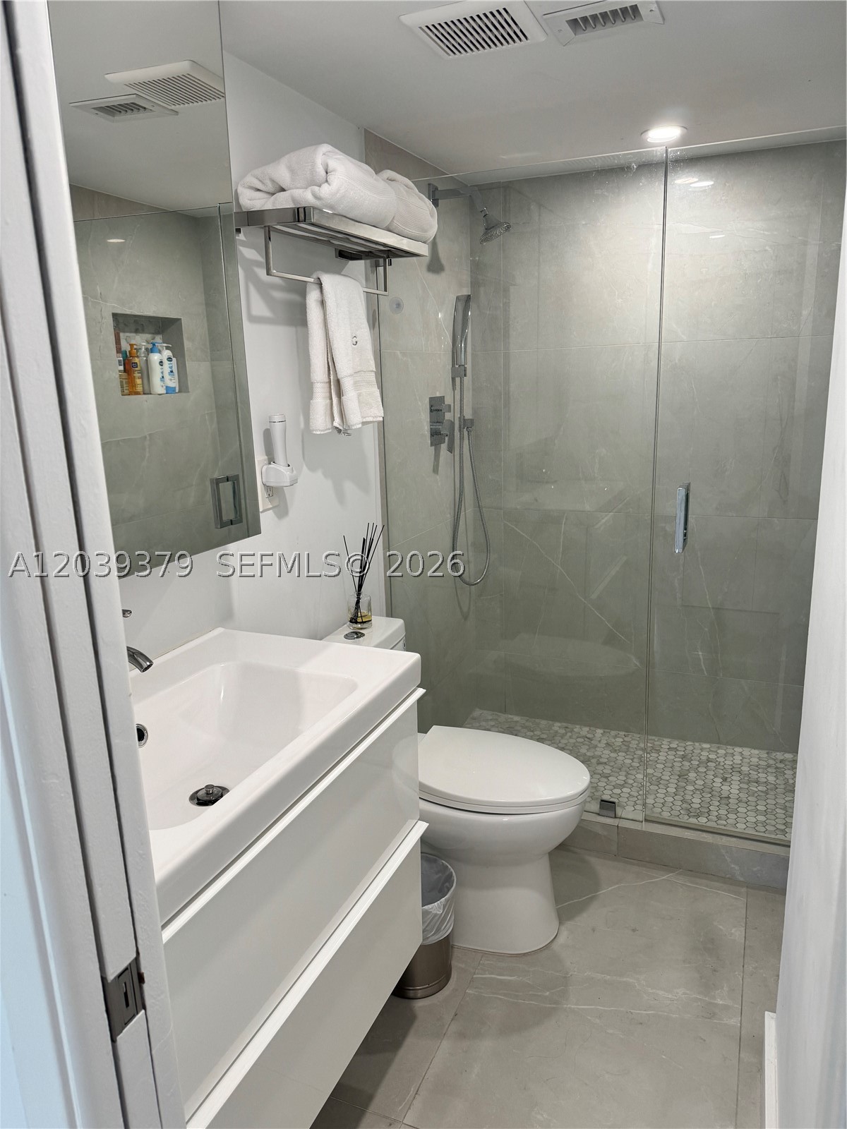 1865 Brickell Ave #A1411, Miami FL 33129