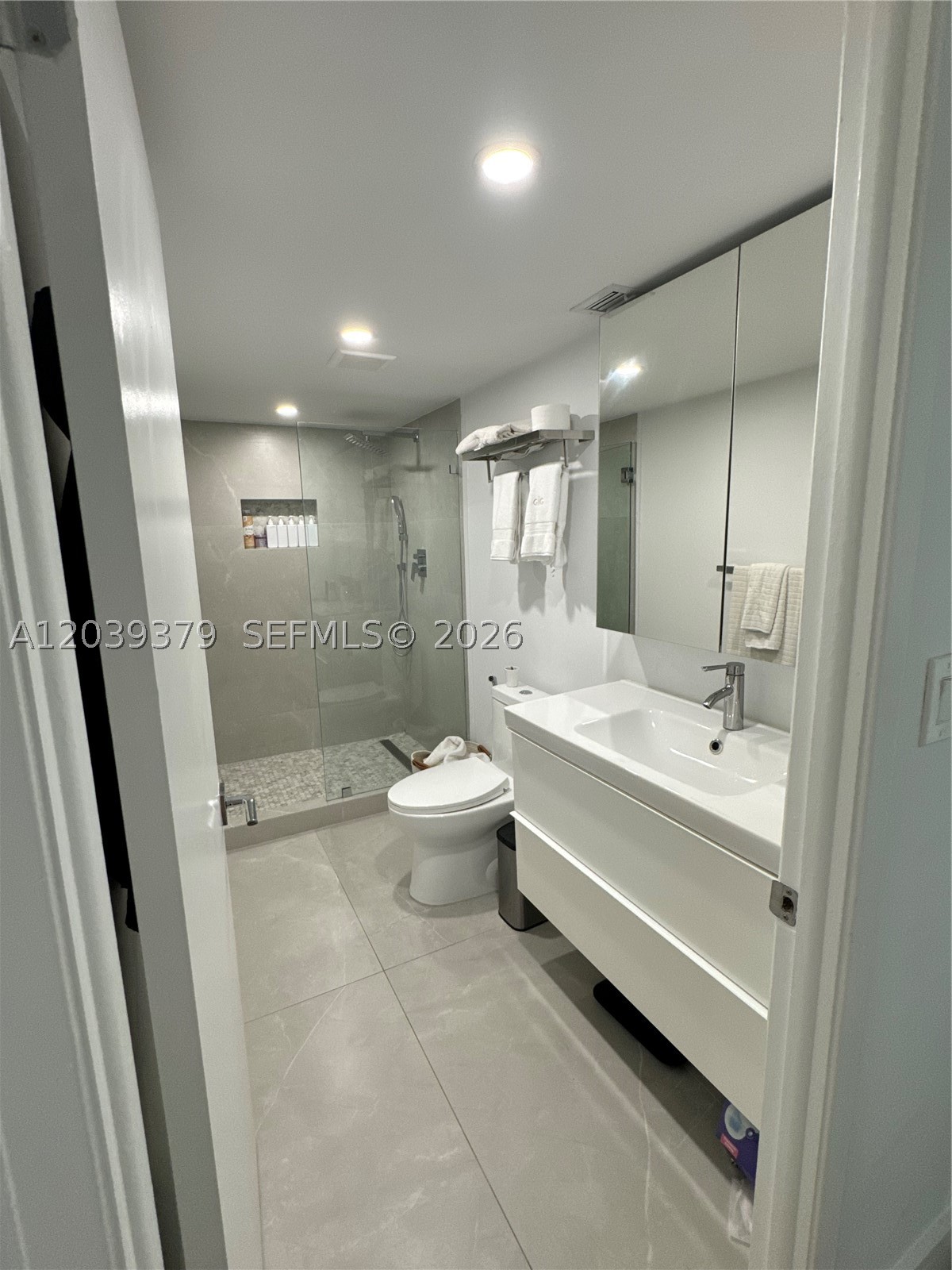 1865 Brickell Ave #A1411, Miami FL 33129