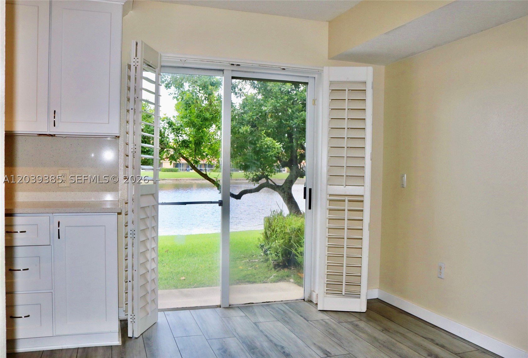 3486 Briar Bay Blvd #101, West Palm Beach FL 33411