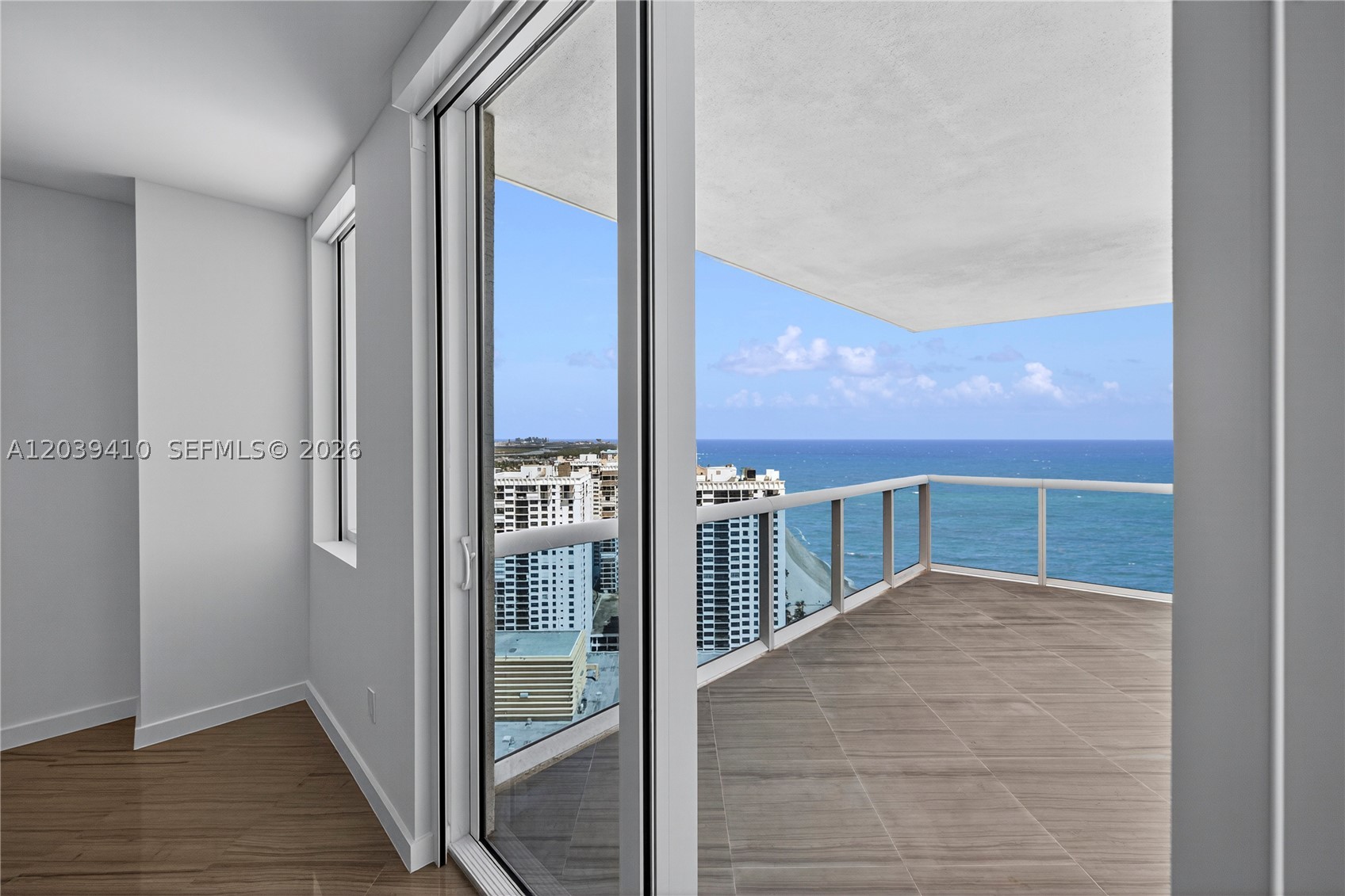 2711 S OCEAN DR #3102, Hollywood FL 33024
