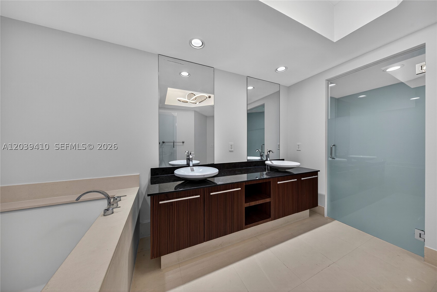 2711 S OCEAN DR #3102, Hollywood FL 33024