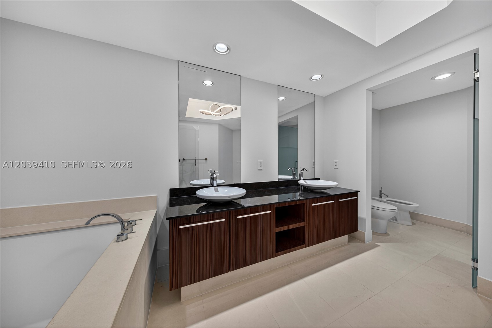 2711 S OCEAN DR #3102, Hollywood FL 33024