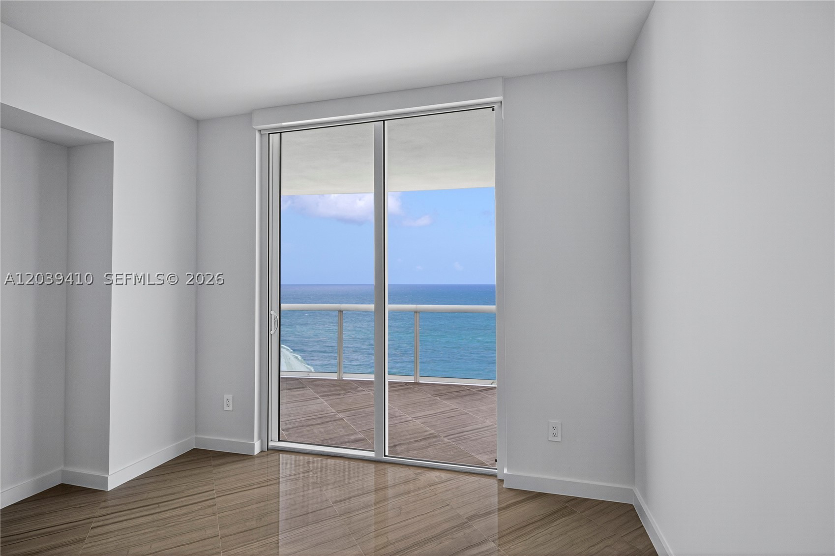 2711 S OCEAN DR #3102, Hollywood FL 33024