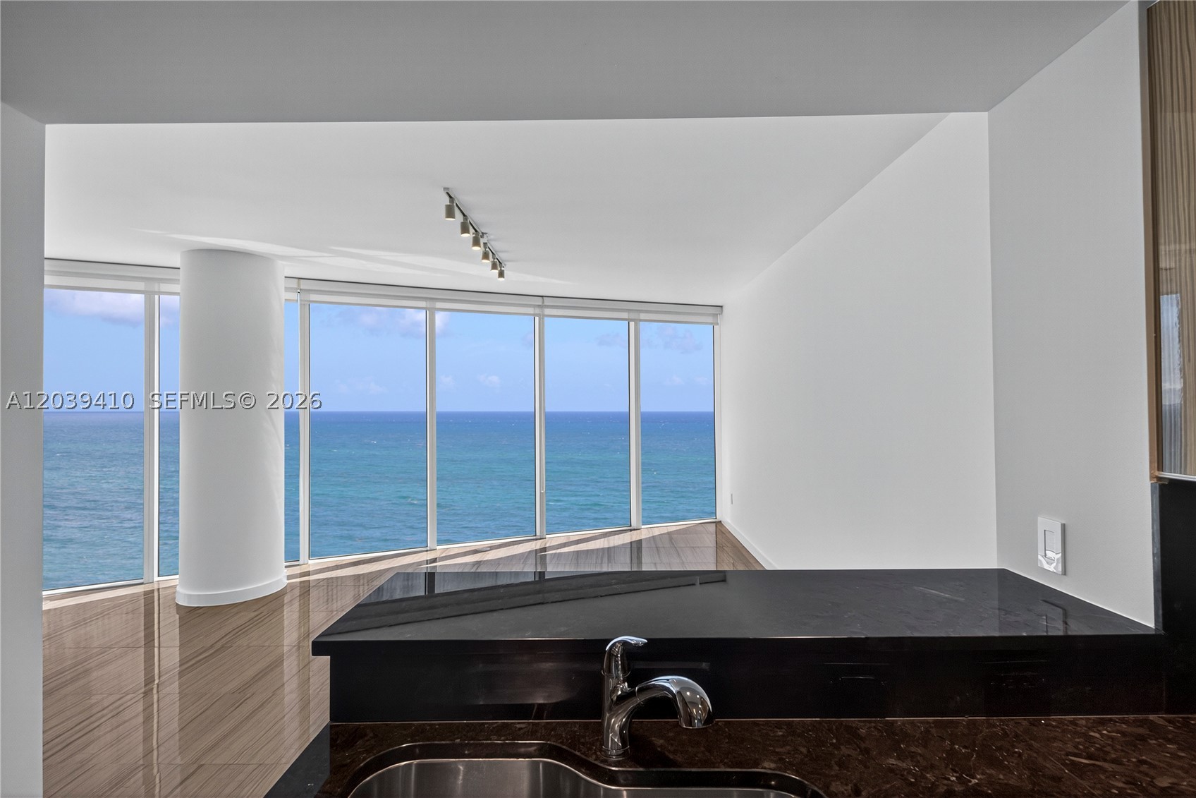 2711 S OCEAN DR #3102, Hollywood FL 33024