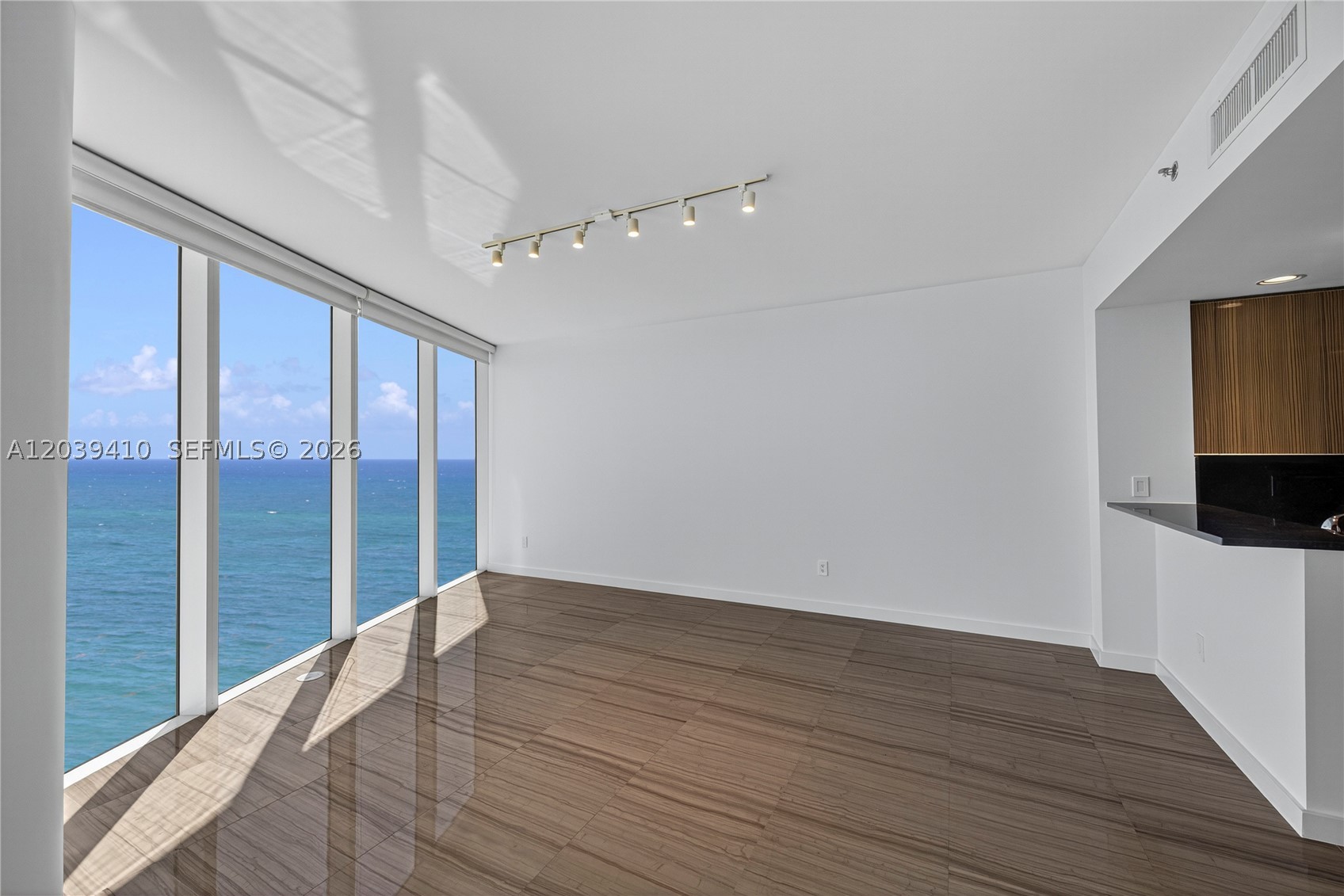 2711 S OCEAN DR #3102, Hollywood FL 33024