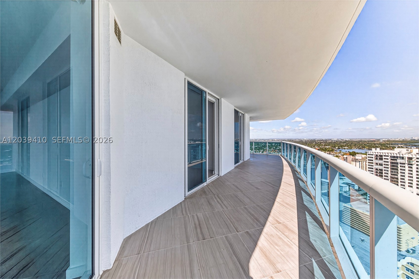 2711 S OCEAN DR #3102, Hollywood FL 33024