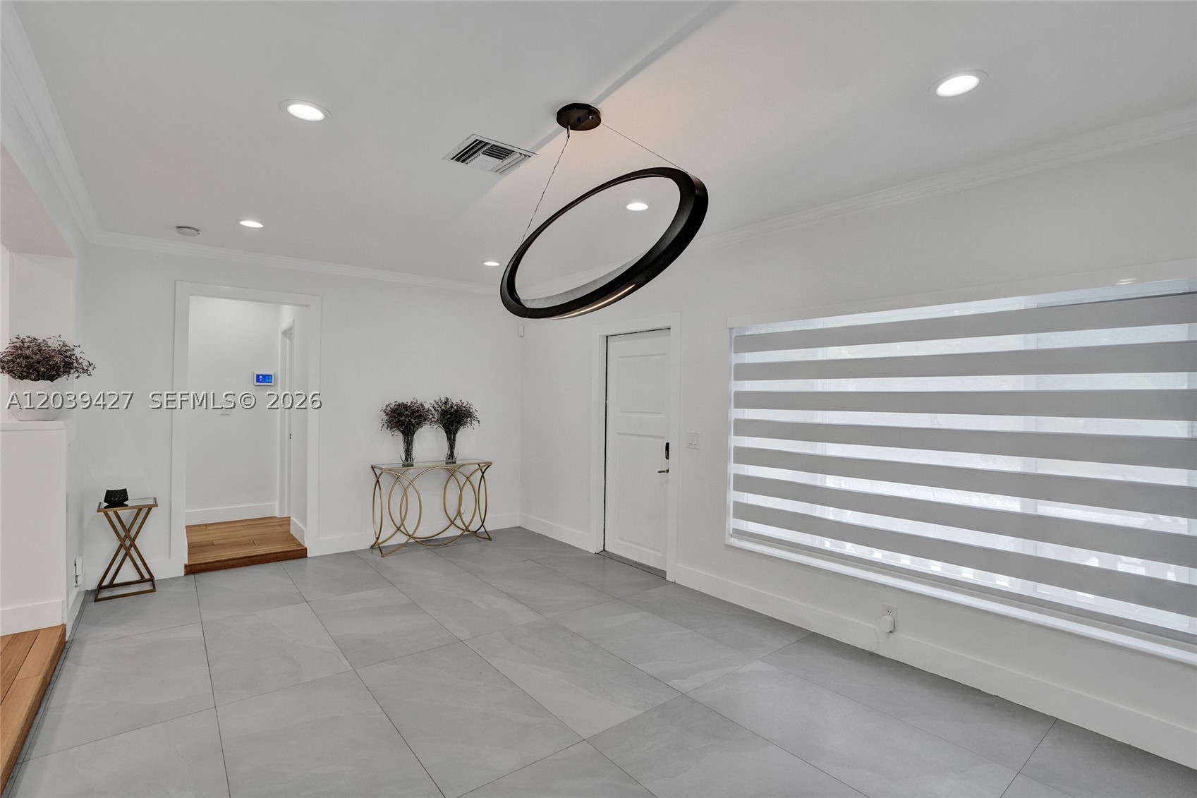 213 NE 43rd St #213, Miami FL 33137