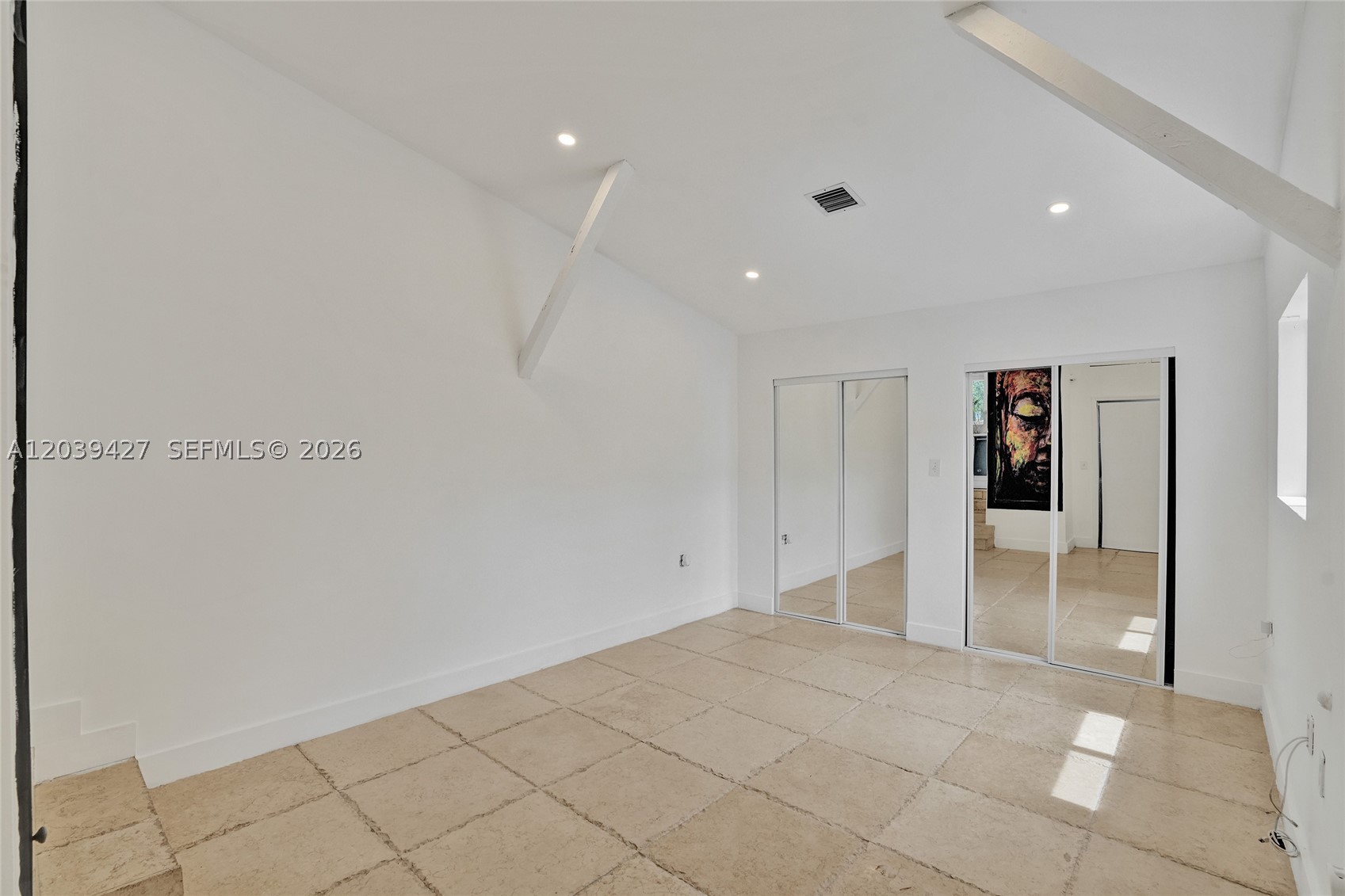 213 NE 43rd St #213, Miami FL 33137