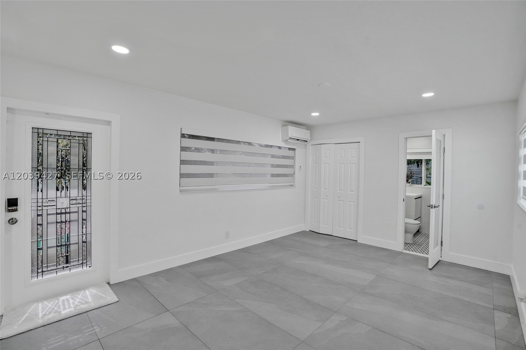 213 NE 43rd St #213, Miami FL 33137