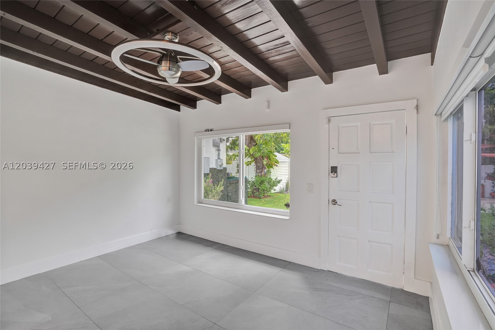 213 NE 43rd St #213, Miami FL 33137