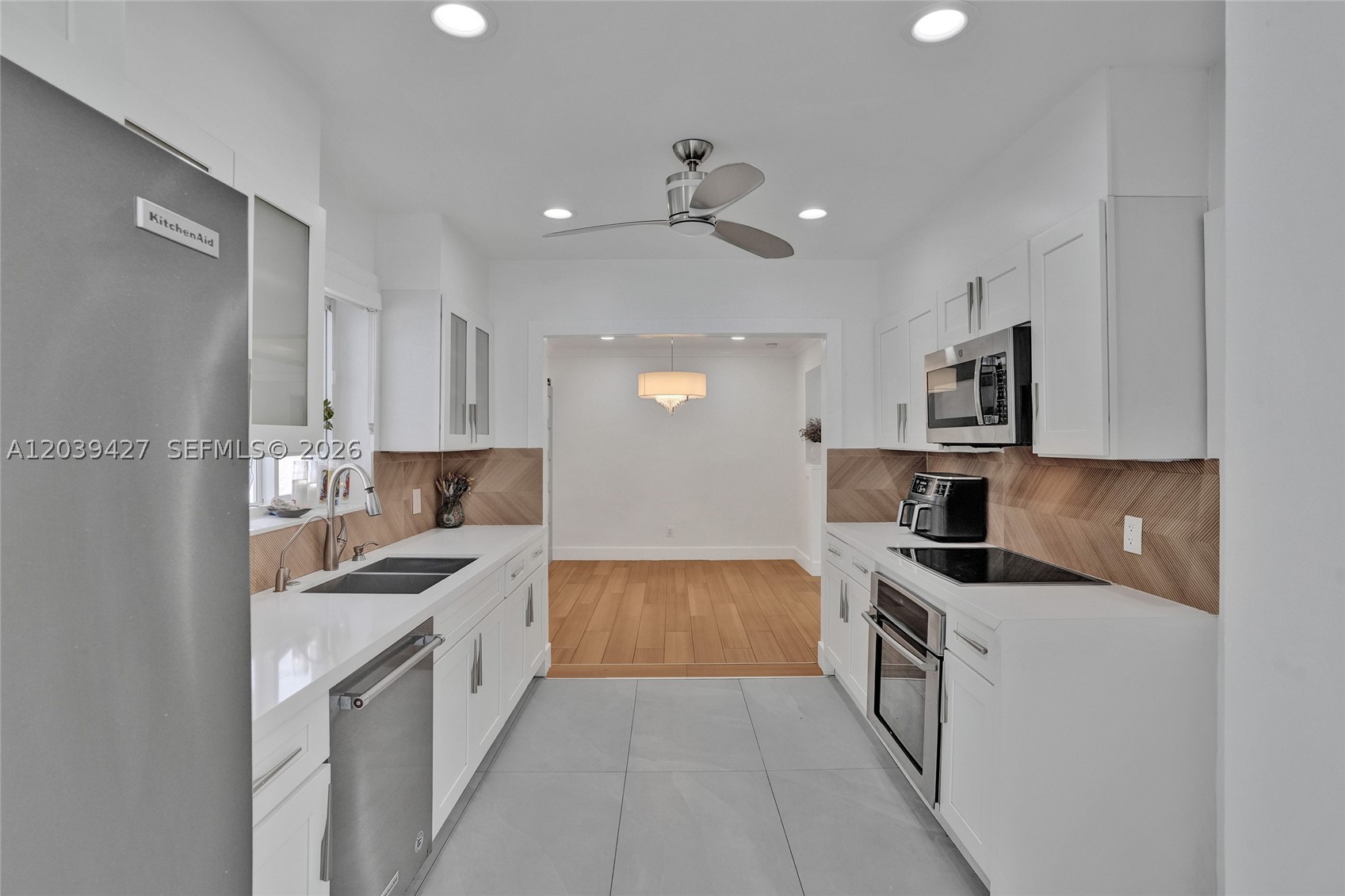 213 NE 43rd St #213, Miami FL 33137