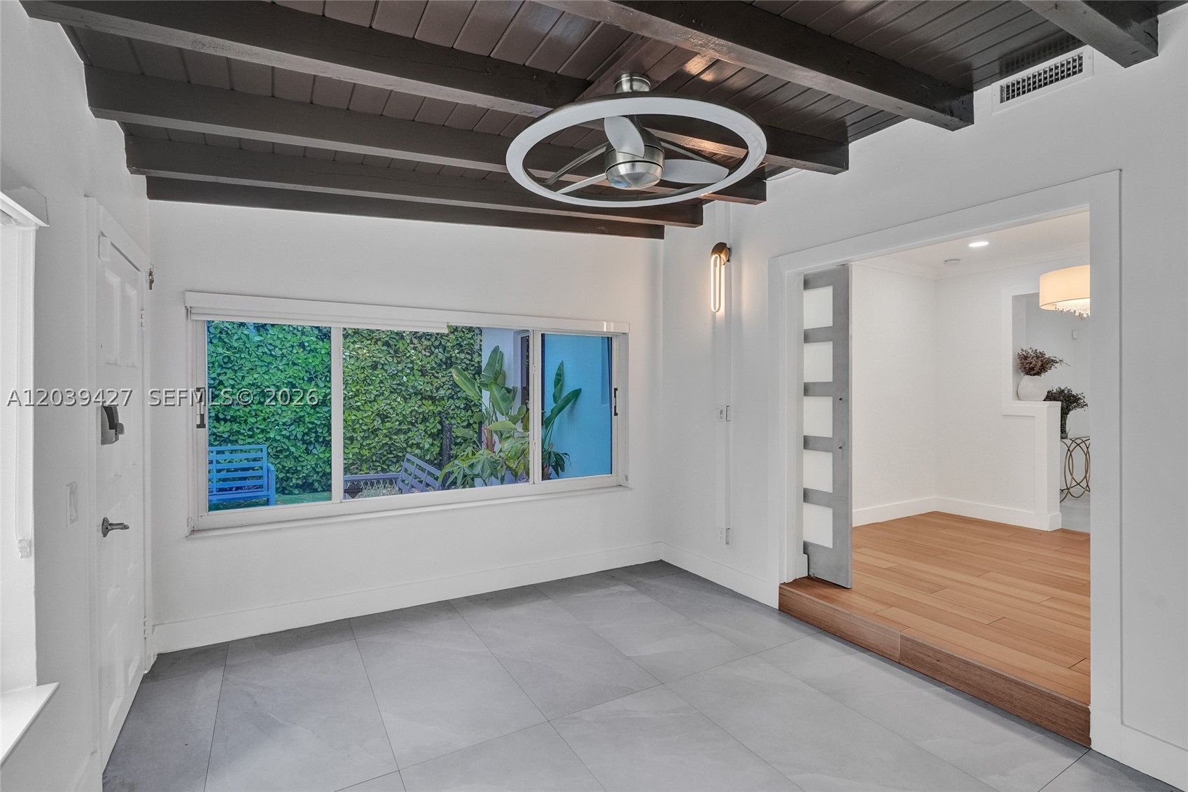 213 NE 43rd St #213, Miami FL 33137