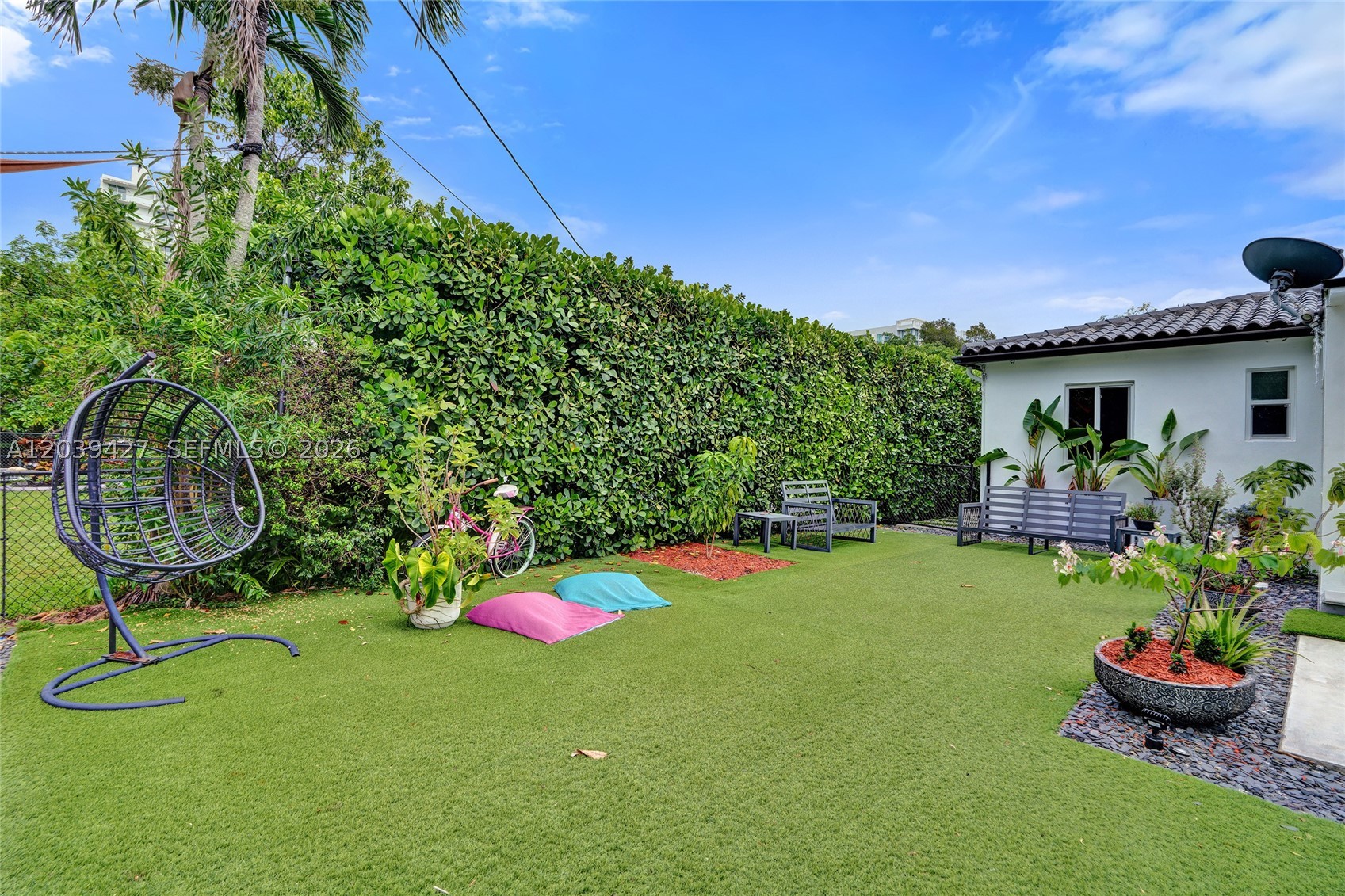 213 NE 43rd St #213, Miami FL 33137