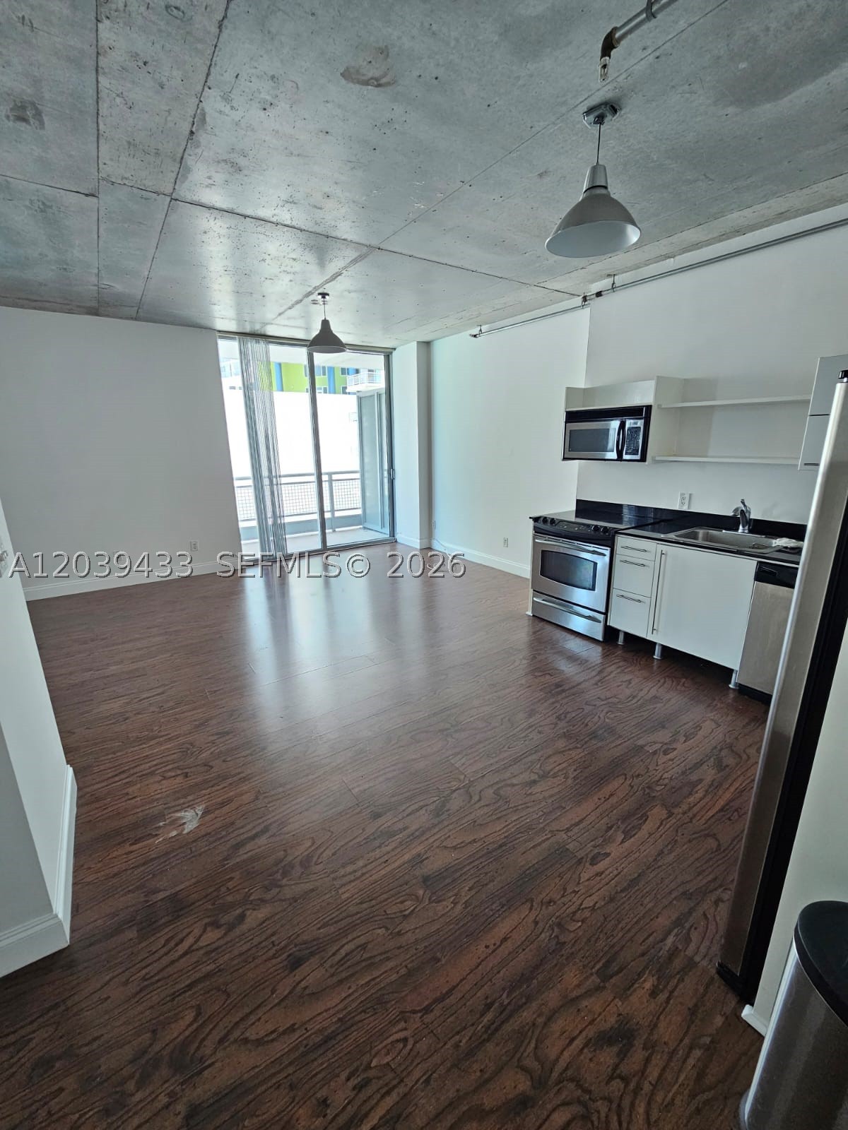 690 SW 1st Ct #1130, Miami FL 33130