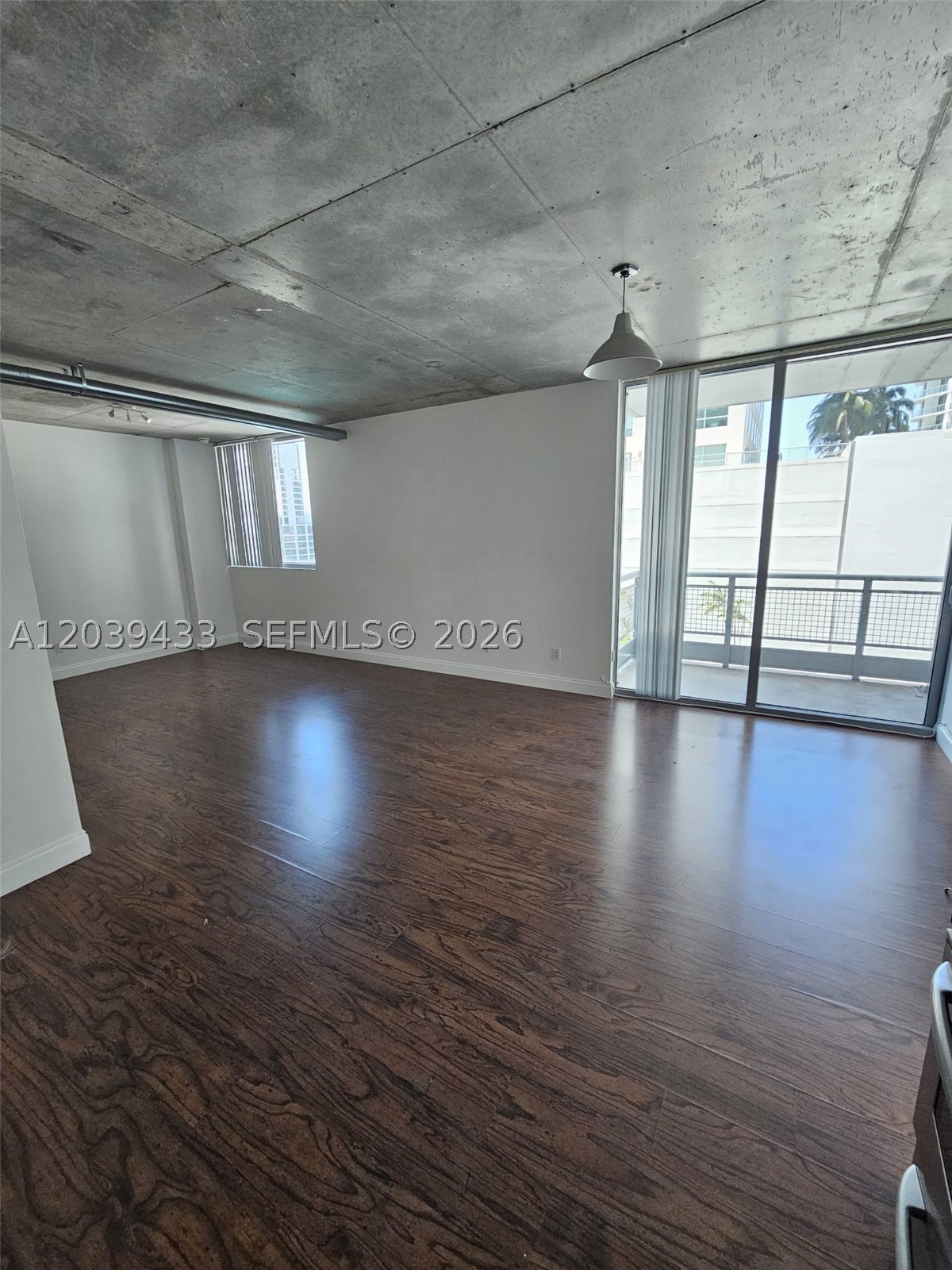 690 SW 1st Ct #1130, Miami FL 33130