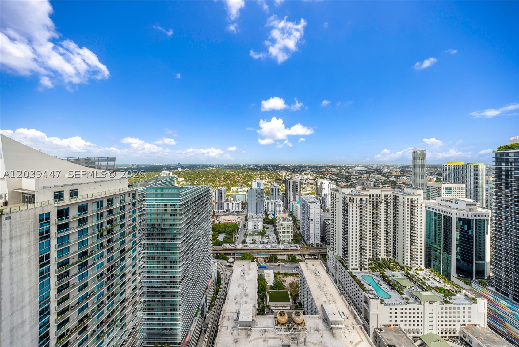 1000 Brickell Plz #4704, Miami FL 33131