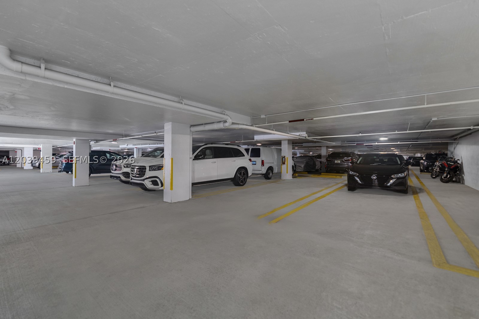 10 Edgewater Dr #4H, Coral Gables FL 33133
